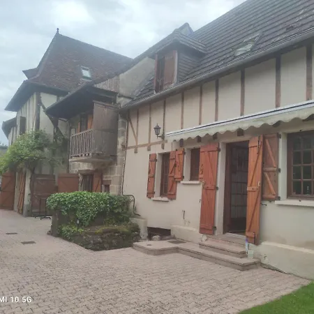 Les Colombages Casa de Férias