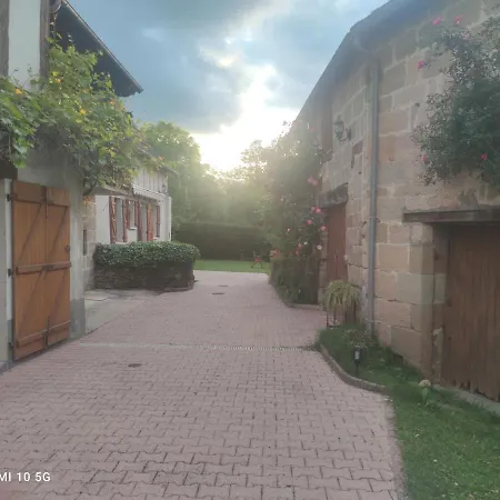 Les Colombages