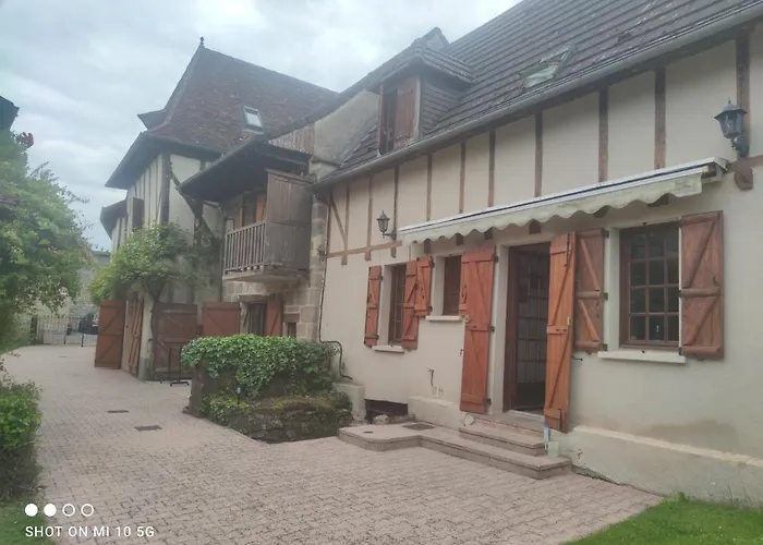 Les Colombages Casa de Férias