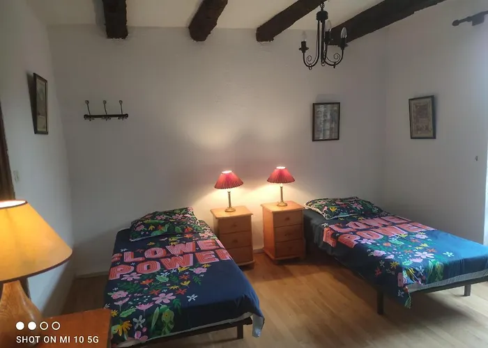 Les Colombages Casa de Férias Pazayac